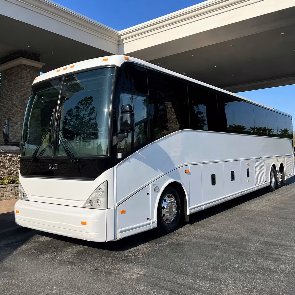 group arrivals at eppley airfield made effortless with a charter bus rental