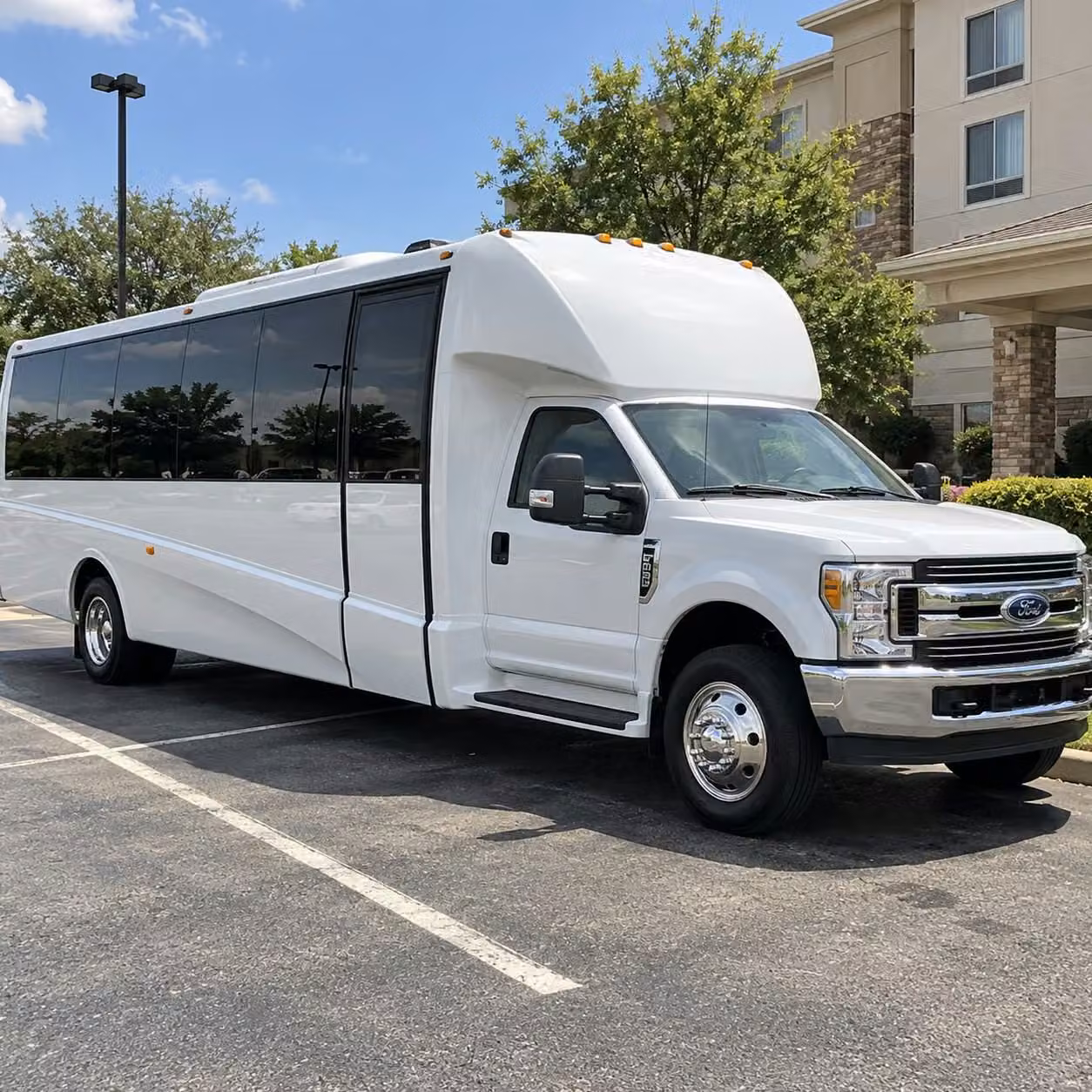 minibus rentals for smaller omaha school groups and classroom day trips