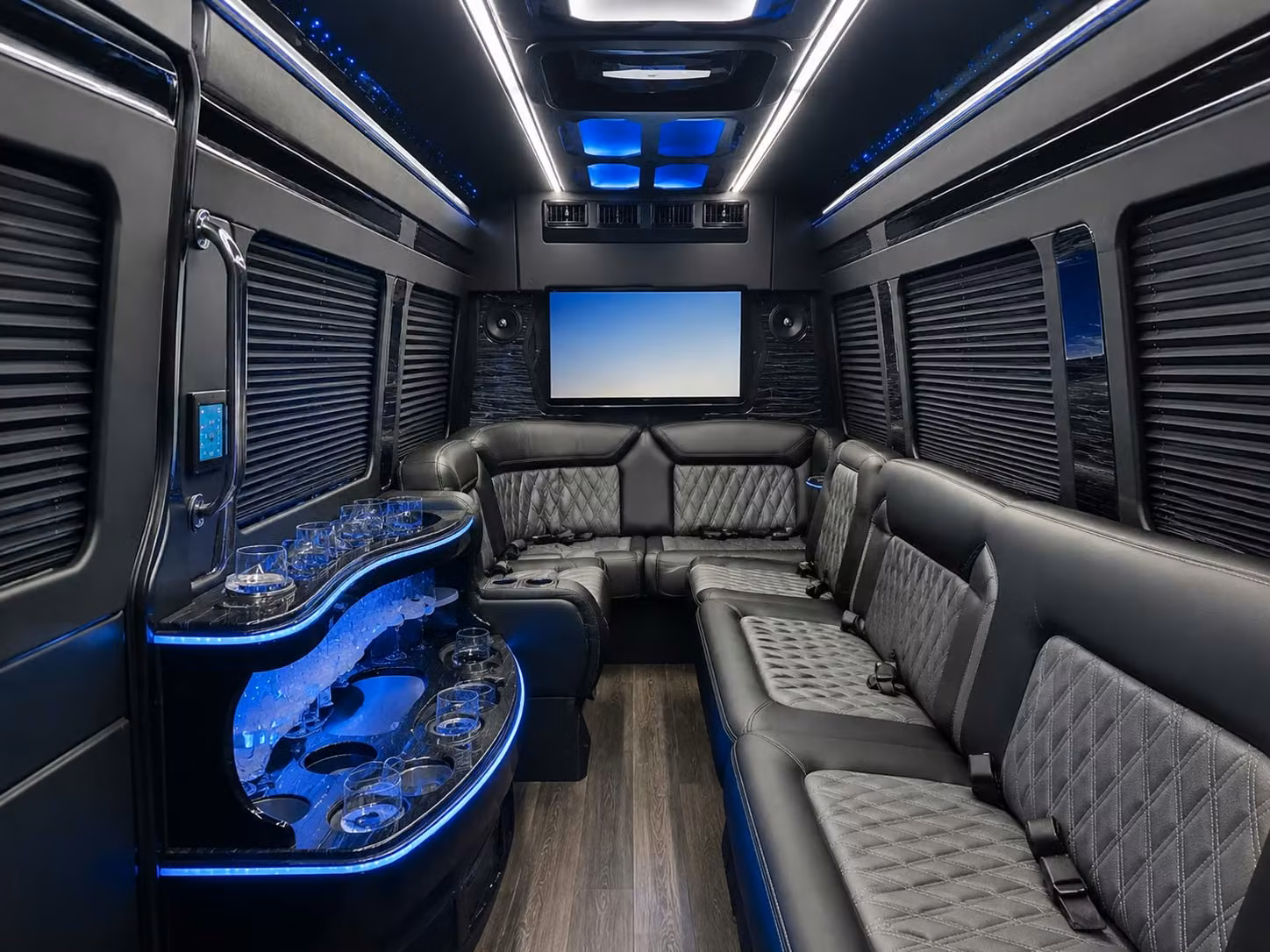 nebraska cornhuskers fan bus rentals from omaha to lincoln