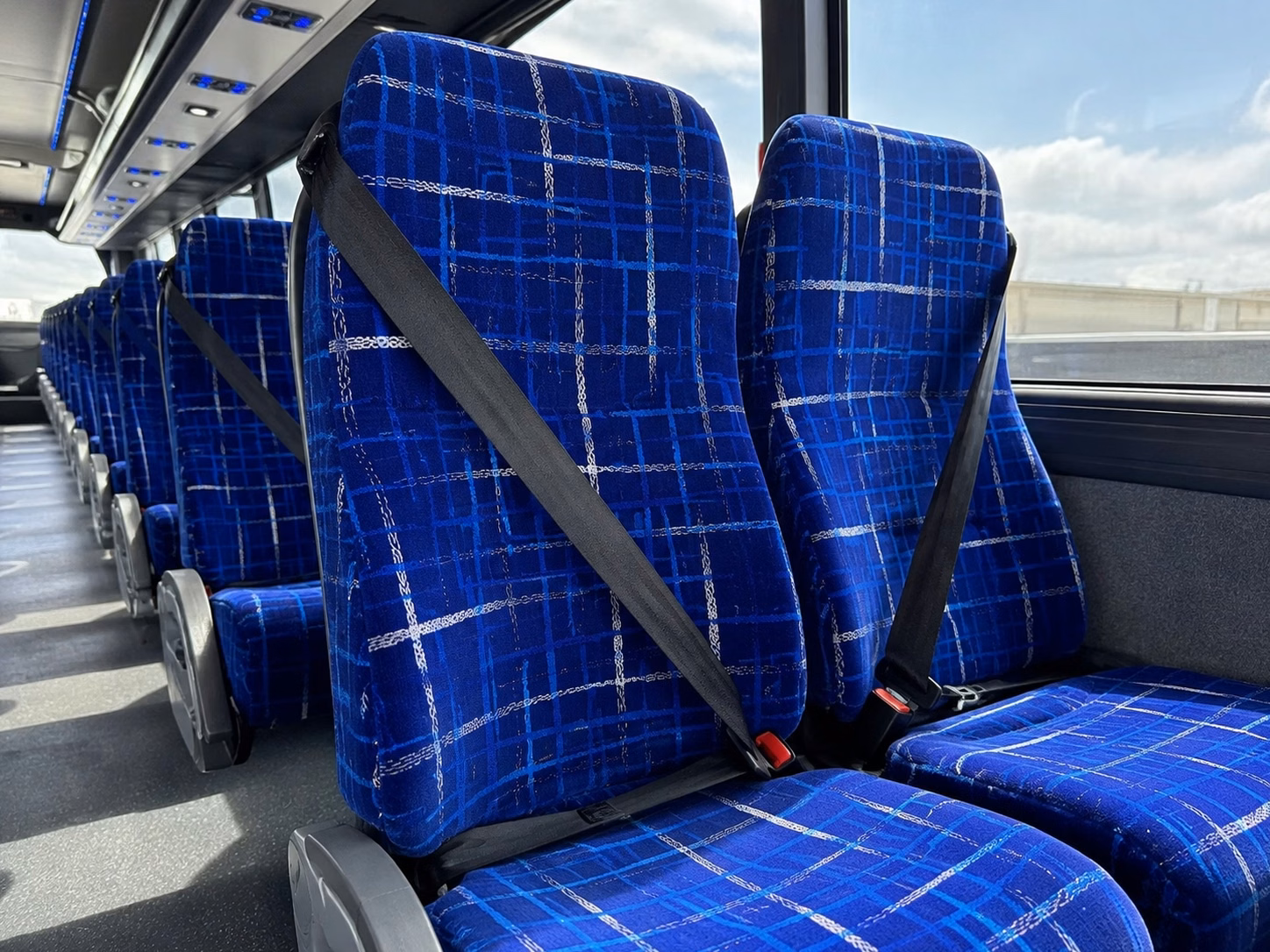 omaha airport transportation