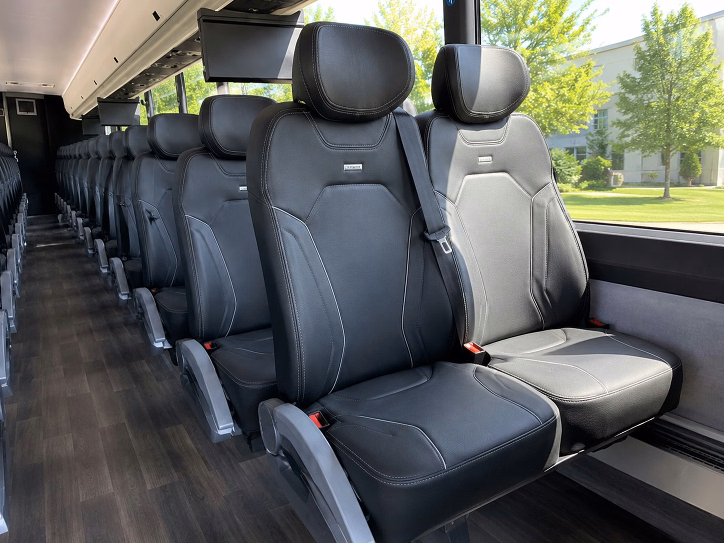 shuttle your wedding guests between omaha venues without the headache